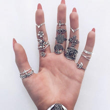 Load image into Gallery viewer, Tocona Bohemia Antique  Rings Set