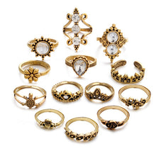 Load image into Gallery viewer, Vintage Ring Set