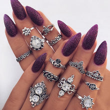Load image into Gallery viewer, Vintage Ring Set