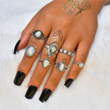 Load image into Gallery viewer, Vintage Ring Set